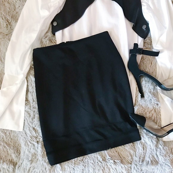 Black Mini Pencil Skirt w/ Mesh Strip - Picture 2 of 6